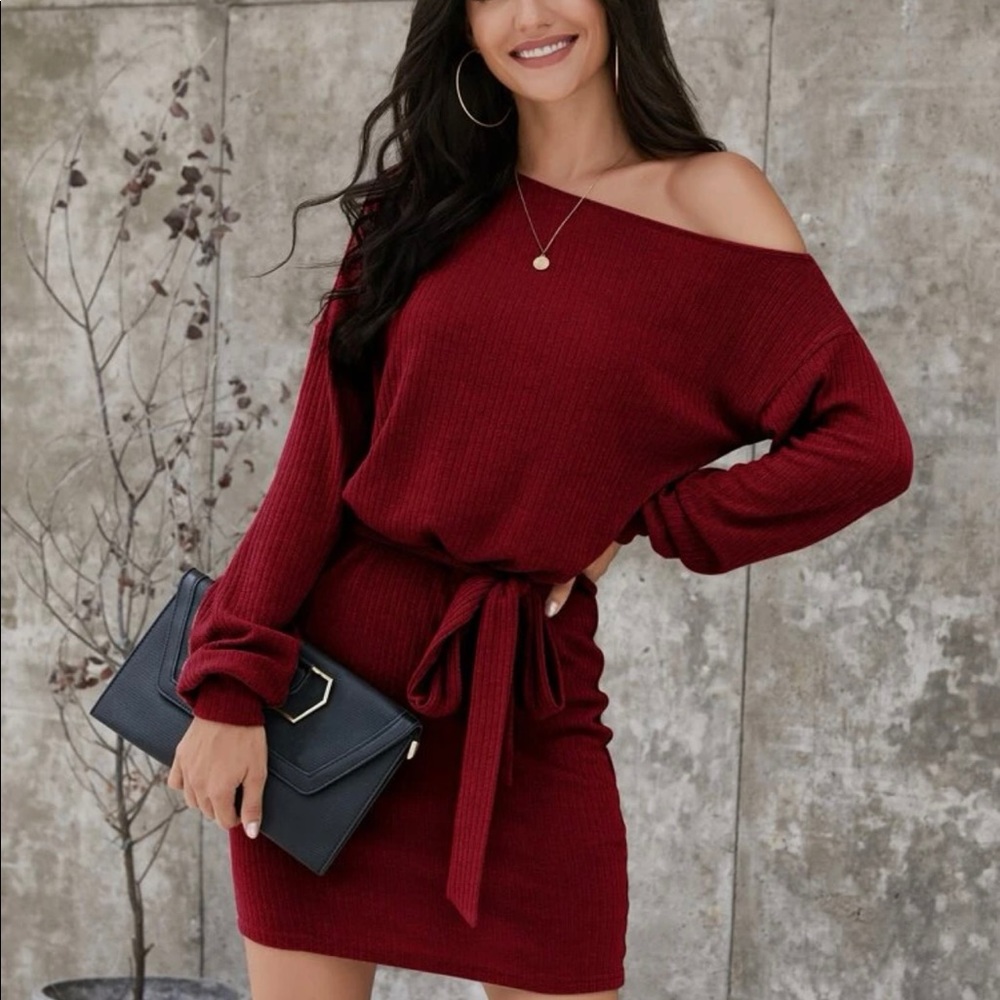 Off the shoulder ribknit belt dress